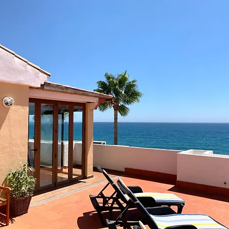 Penthouse On The Beachfront Apartment